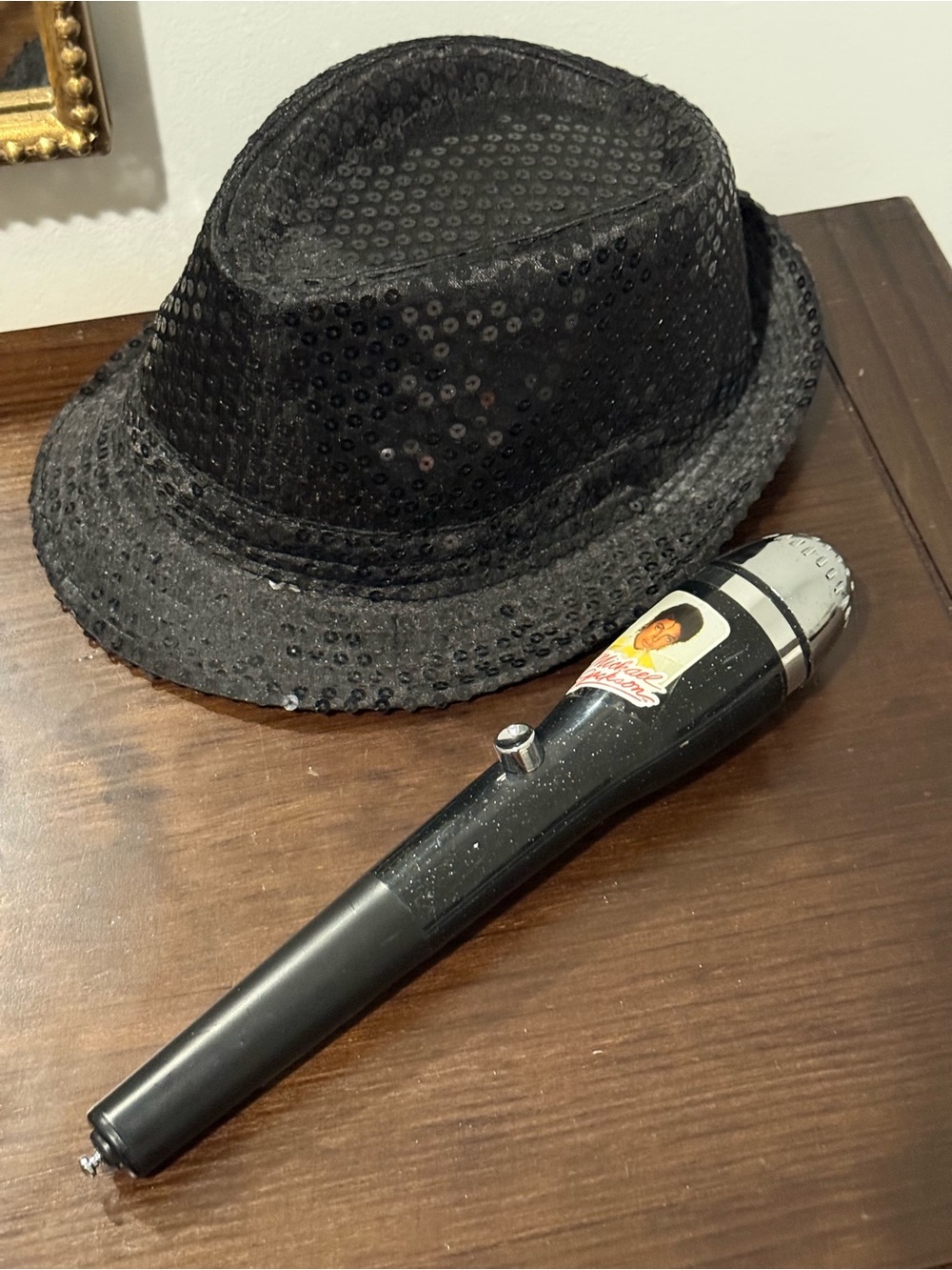 Michael Jackson Billie Jean Black Sequin Fedora & Official 1980s Microphone